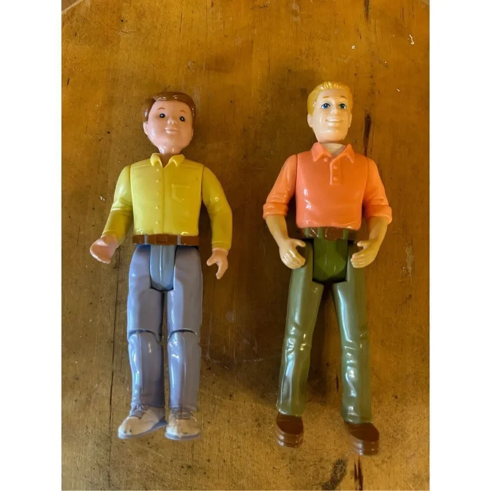 Fisher-Price lot  of two Dad’s dolls (8778)
